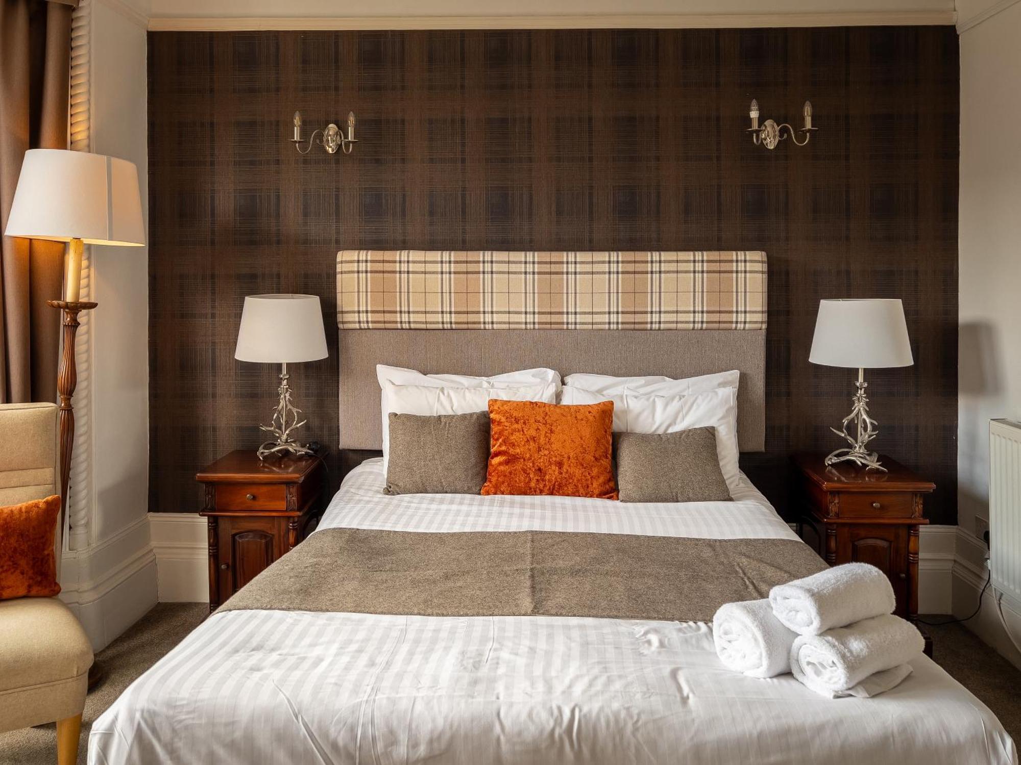 The Crags Hotel Календер Экстерьер фото